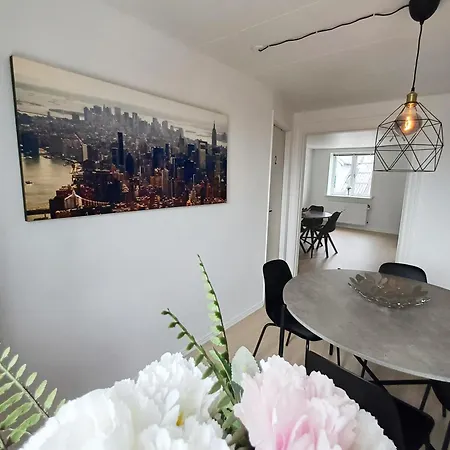 Double 10 With Free Parking Apartamento